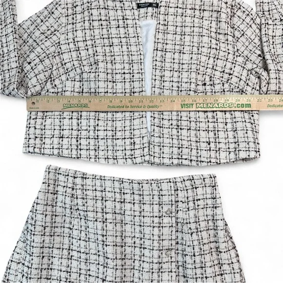SHEIN CURVE Tweed Jacket & Skirt Set With Button Design On The Skirt 0XL - Picture 6 of 7